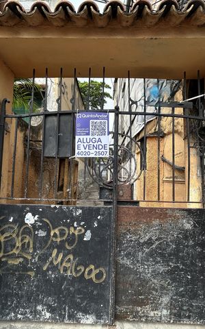 Casa à venda com 40m², 3 quartos e sem vagaPlaca