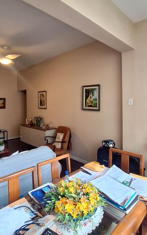 Apartamento à venda com 140m², 3 quartos e sem vaga Apartamento à venda com 140m², 3 quartos e sem vagaSala
