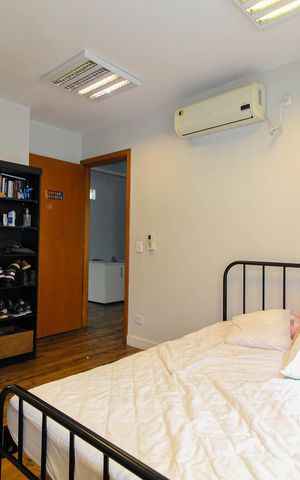 Casa à venda com 500m², 5 quartos e 2 vagas Casa à venda com 500m², 5 quartos e 2 vagasQuarto 3