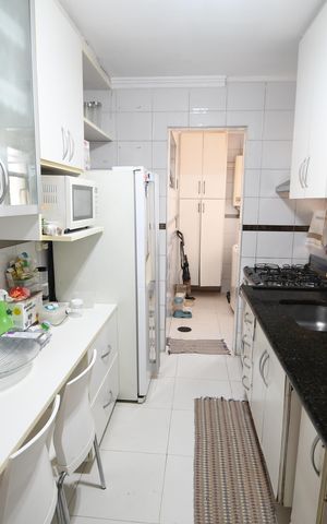 Apartamento à venda com 103m², 3 quartos e 2 vagasCozinha