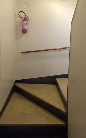 Apartamento para alugar com 87m², 2 quartos e 1 vagaÁrea Comum - Escadas par ao Apartamento
