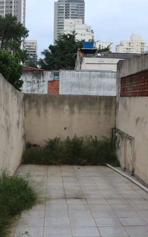 Casa para alugar com 120m², 2 quartos e 1 vagaQuintal