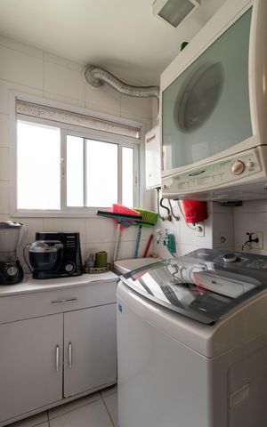 Apartamento à venda com 48m², 2 quartos e 1 vaga Apartamento à venda com 48m², 2 quartos e 1 vagaÁrea de Serviço