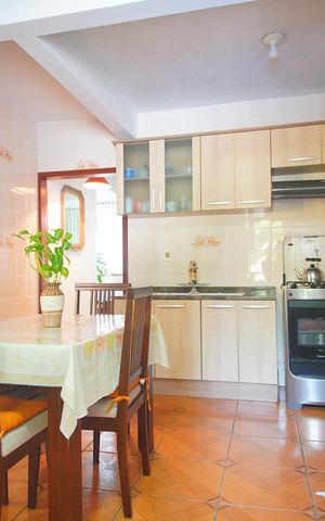 Casa à venda com 300m², 4 quartos e 2 vagasCozinha
