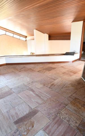 Casa de condomínio à venda com 420m², 4 quartos e 7 vagasSala - Mezanino