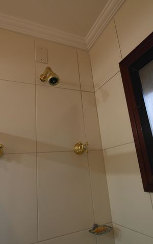 Casa de condomínio à venda com 420m², 4 quartos e 7 vagasSuíte Banheiro 2