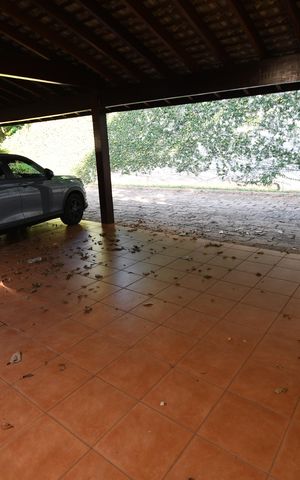 Casa de condomínio à venda com 420m², 4 quartos e 7 vagasGaragem