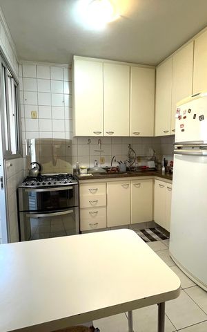 Apartamento à venda com 104m², 3 quartos e 2 vagasCozinha