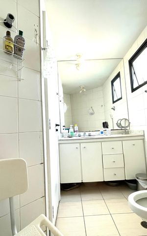 Apartamento à venda com 104m², 3 quartos e 2 vagasBanheiro de serviço