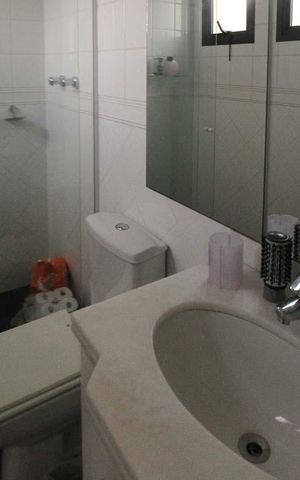 Apartamento à venda com 174m², 3 quartos e 3 vagas Apartamento à venda com 174m², 3 quartos e 3 vagasBanheiro da Suíte 2