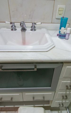 Apartamento para alugar com 165m², 4 quartos e 2 vagas Apartamento para alugar com 165m², 4 quartos e 2 vagasBanheiro