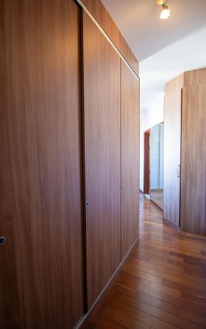 Apartamento para alugar com 165m², 4 quartos e 2 vagas Apartamento para alugar com 165m², 4 quartos e 2 vagasSuíte