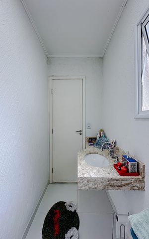Casa de condomínio à venda com 230m², 3 quartos e 4 vagasBanheiro da Suíte