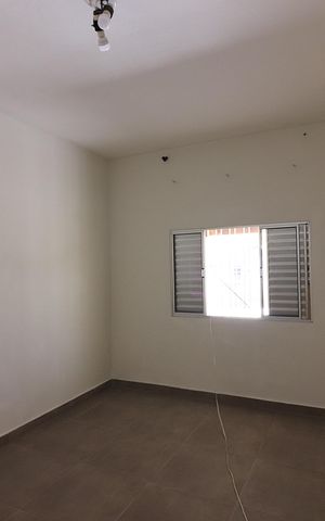 Casa para alugar com 125m², 2 quartos e 1 vagaQuarto 1