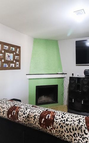 Casa à venda com 107m², 2 quartos e 1 vagaSala