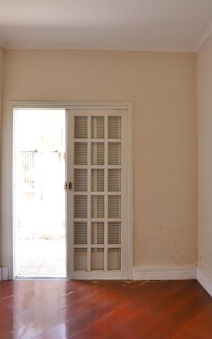 Casa à venda com 270m², 2 quartos e 3 vagas Casa à venda com 270m², 2 quartos e 3 vagasQuarto 2