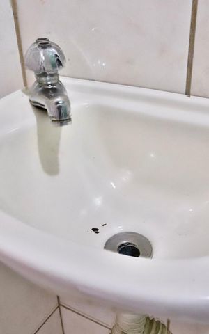 Casa à venda com 270m², 2 quartos e 3 vagas Casa à venda com 270m², 2 quartos e 3 vagasBanheiro Quarto 4