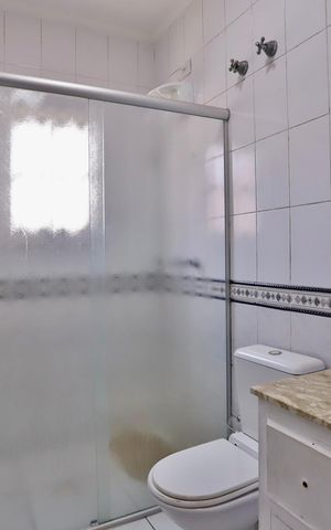Casa à venda com 270m², 2 quartos e 3 vagas Casa à venda com 270m², 2 quartos e 3 vagasBanheiro do Quarto 3