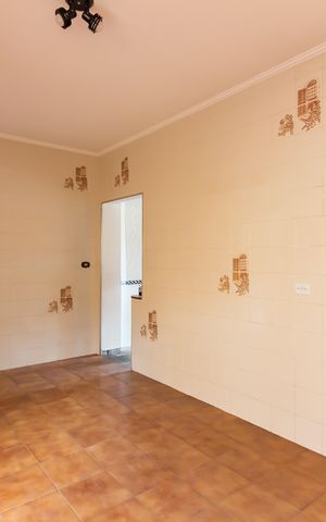 Casa à venda com 184m², 3 quartos e 2 vagas Casa à venda com 184m², 3 quartos e 2 vagasCozinha