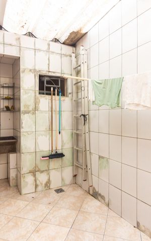 Casa à venda com 184m², 3 quartos e 2 vagas Casa à venda com 184m², 3 quartos e 2 vagasÁrea de Serviço