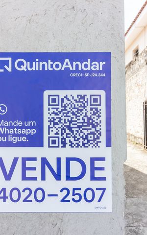 Casa à venda com 184m², 3 quartos e 2 vagas Casa à venda com 184m², 3 quartos e 2 vagasPlaca de Anuncio