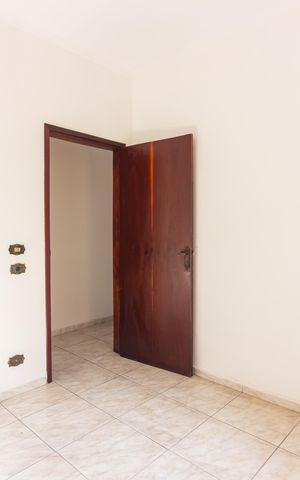 Casa à venda com 184m², 3 quartos e 2 vagas Casa à venda com 184m², 3 quartos e 2 vagasQuarto 3