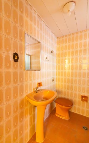 Casa à venda com 184m², 3 quartos e 2 vagas Casa à venda com 184m², 3 quartos e 2 vagasBanheiro da Suíte 1