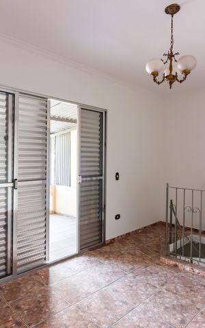 Casa à venda com 184m², 3 quartos e 2 vagas Casa à venda com 184m², 3 quartos e 2 vagasSala 2