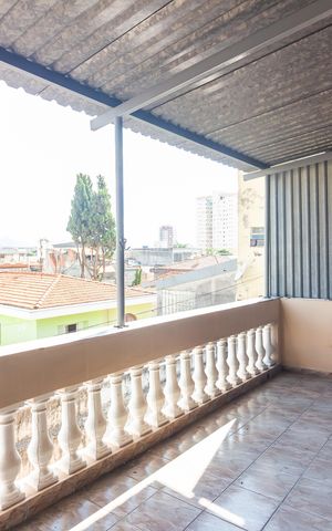 Casa à venda com 184m², 3 quartos e 2 vagas Casa à venda com 184m², 3 quartos e 2 vagasCobertura