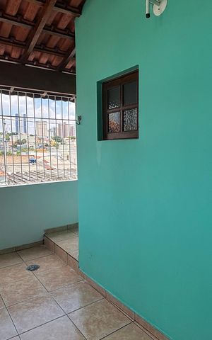 Casa à venda com 240m², 4 quartos e 2 vagas Casa à venda com 240m², 4 quartos e 2 vagasBanheiro da Suíte 3 Varanda