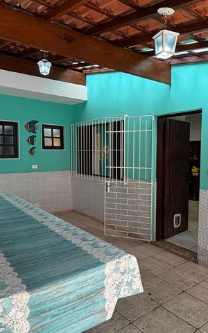 Casa à venda com 240m², 4 quartos e 2 vagas Casa à venda com 240m², 4 quartos e 2 vagasQuintal - Area Gourmet