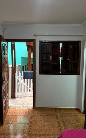 Casa à venda com 240m², 4 quartos e 2 vagas Casa à venda com 240m², 4 quartos e 2 vagasSuite 4
