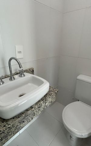 Apartamento à venda com 64m², 2 quartos e 1 vagaBanheiro Social