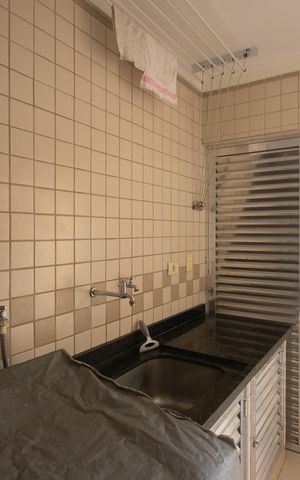 Casa à venda com 188m², 4 quartos e 4 vagas Casa à venda com 188m², 4 quartos e 4 vagasÁrea de Serviço