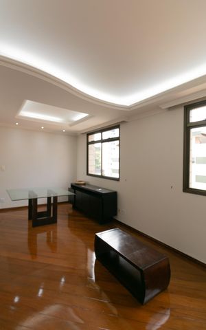 Apartamento para alugar com 150m², 4 quartos e 2 vagasSala
