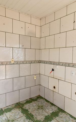 Casa à venda com 95m², 2 quartos e 5 vagas Casa à venda com 95m², 2 quartos e 5 vagasCozinha