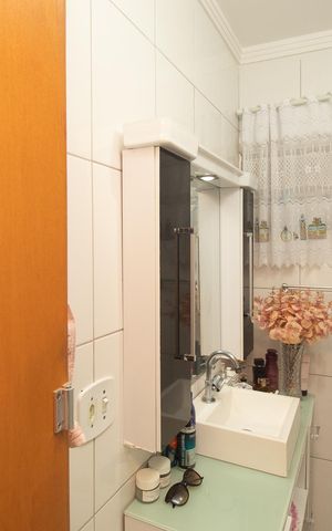 Apartamento à venda com 62m², 2 quartos e 1 vaga Apartamento à venda com 62m², 2 quartos e 1 vagaBanheiro