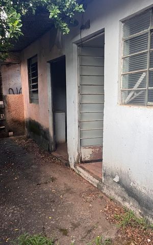 Casa à venda com 270m², 5 quartos e 12 vagas Casa à venda com 270m², 5 quartos e 12 vagasCorredor Casa 2