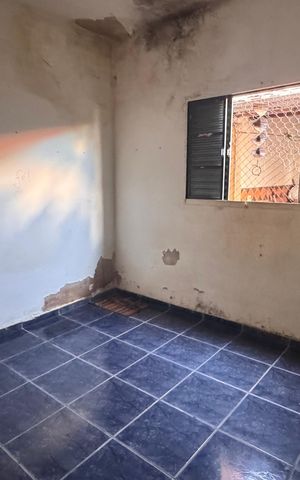 Casa à venda com 270m², 5 quartos e 12 vagas Casa à venda com 270m², 5 quartos e 12 vagasQuarto 1 Casa 1