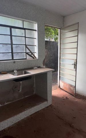 Casa à venda com 270m², 5 quartos e 12 vagas Casa à venda com 270m², 5 quartos e 12 vagasCozinha Casa 2