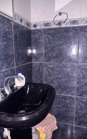 Casa à venda com 270m², 5 quartos e 12 vagas Casa à venda com 270m², 5 quartos e 12 vagasBanheiro Casa 1