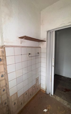 Casa à venda com 270m², 5 quartos e 12 vagas Casa à venda com 270m², 5 quartos e 12 vagasBanheiro Casa 2