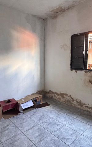 Casa à venda com 270m², 5 quartos e 12 vagas Casa à venda com 270m², 5 quartos e 12 vagasQuarto 2 Casa 1