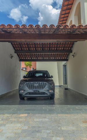 Casa à venda com 360m², 4 quartos e 4 vagas Casa à venda com 360m², 4 quartos e 4 vagasÁrea comum