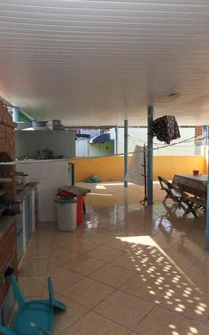 Casa à venda com 171m², 3 quartos e 4 vagasEspaço Gourmet