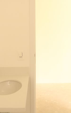 Apartamento à venda com 222m², 3 quartos e 5 vagasBanheiro da Suíte 1