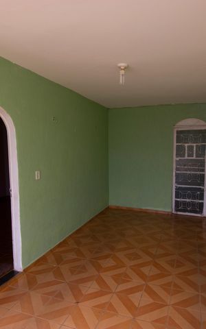 Casa à venda com 198m², 5 quartos e 4 vagasQuintal