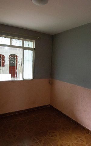 Casa à venda com 198m², 5 quartos e 4 vagasQuarto 2