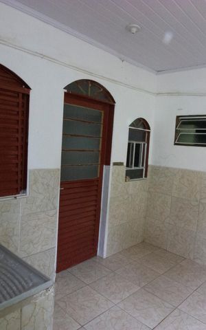 Casa à venda com 198m², 5 quartos e 4 vagasSala