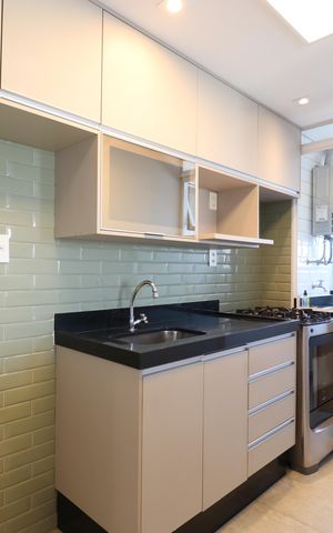 Apartamento à venda com 62m², 2 quartos e 1 vagaCozinha e Área de Serviço